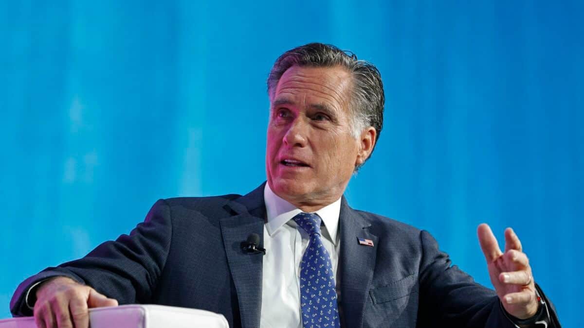 US Senator Romney Calls Cryptocurrency A Homeland Security Threat