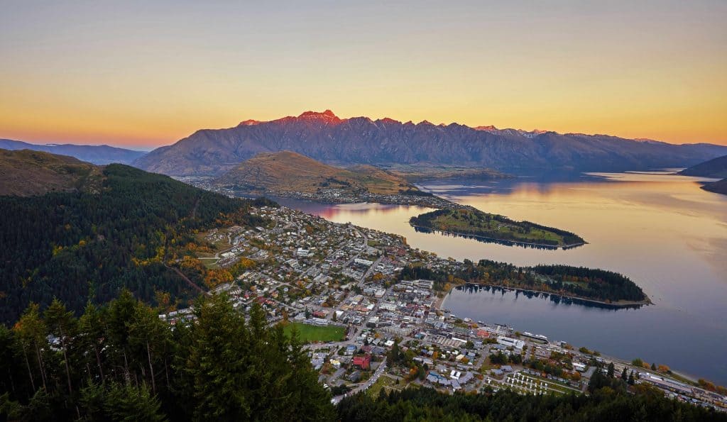 new zealand land