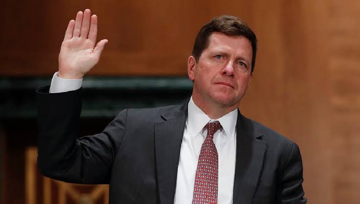 BlackRock getting behind a bitcoin ETF is an ''incredible development,'' says former SEC Chair Jay Clayton.