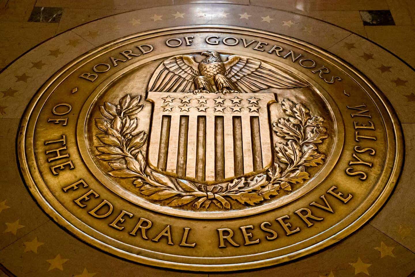 FED Thawj Tswj Hwm Jerome Powell ua tim khawv rau Pro-Private Crypto Transactions