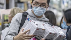 China’s Major Courier Uses Blockchain to Distribute Supplies Amid Coronavirus Pandemic