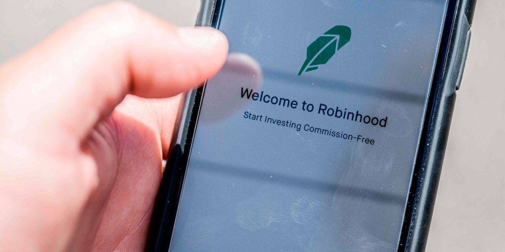 Robinhood Stock Makes Wall Street Debut as FINRA Probes ...