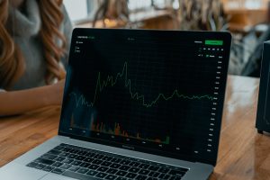 5 Best NFT Cryptocurrency to Buy.