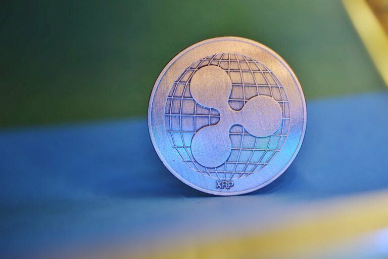 Ripple signs expansion deals with Sweden and France
