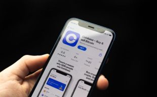 Coinbase launches no-fee USDC trading for Singaporean customers
