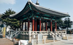 South Korea's Ruling Party Proposes Early Implementation of Crypto Disclosure Laws