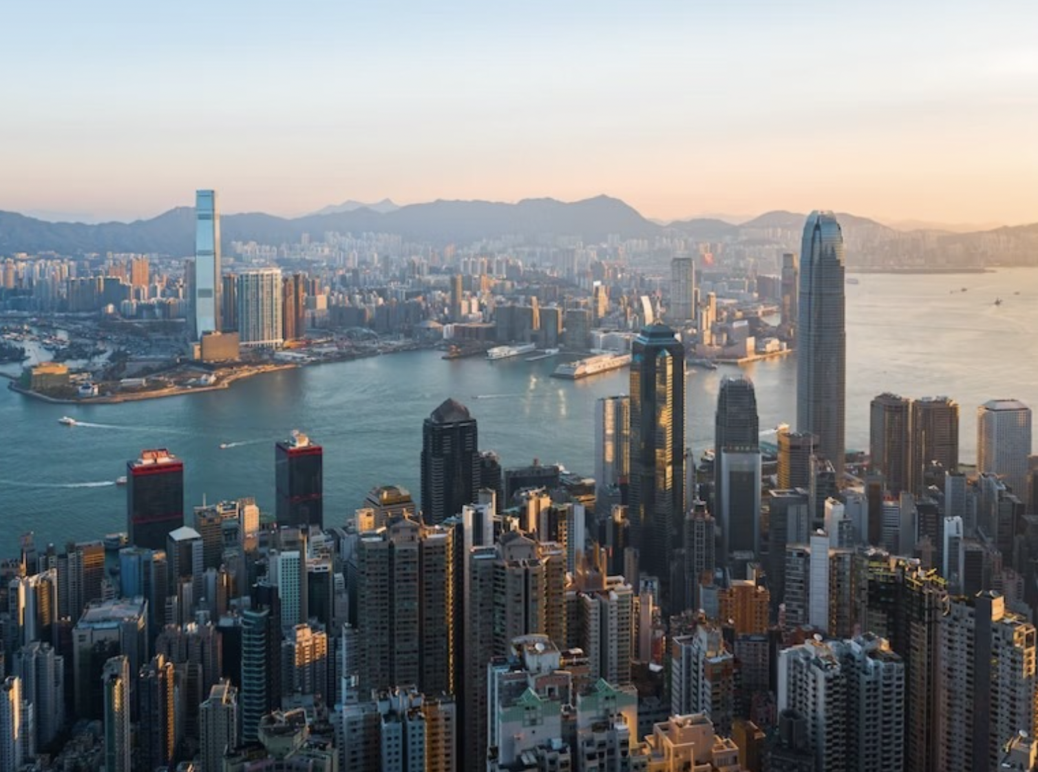 Hong Kong is mulling allowing spot crypto ETFS