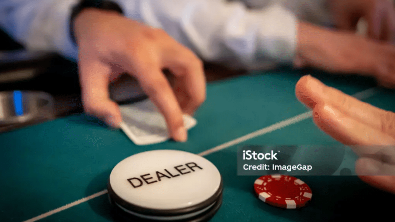 Exploiting Dealer Information with Blackjack