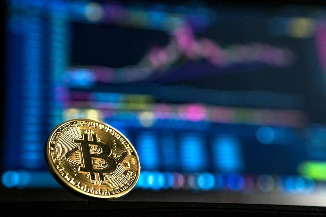 Bitcoin Price Prediction: Analysts Say BTC “Danger Zone” May Have Passed As This Learn-To-Earn Crypto ICO Powers Past $1M