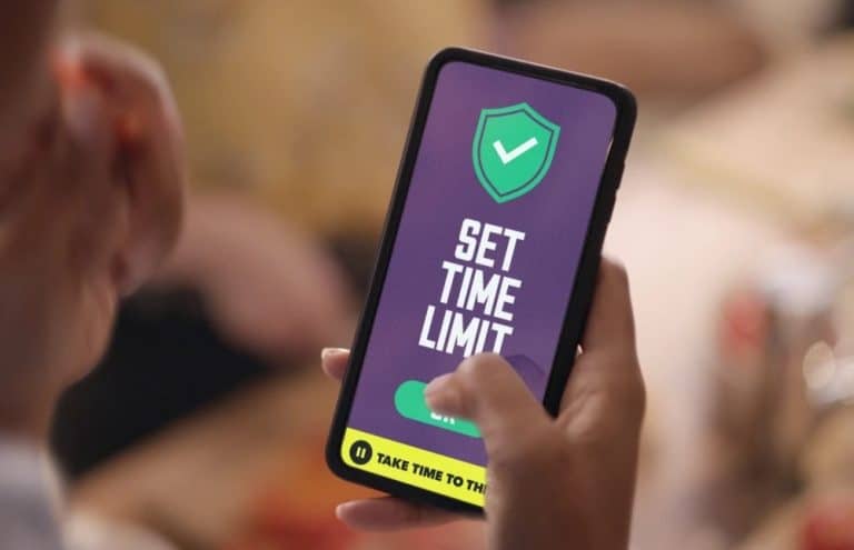 EU Mandates Playtime Alerts to Curb Problem Gambling - InsideBitcoins.com