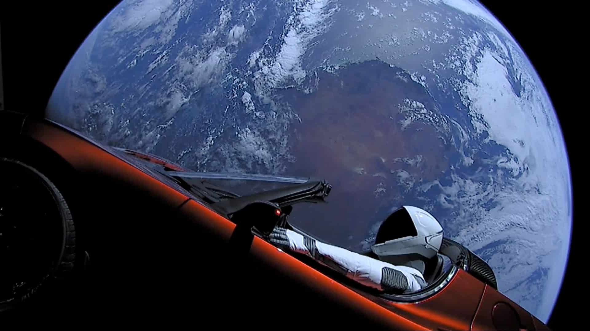 Tesla Roadster orbiting Earth