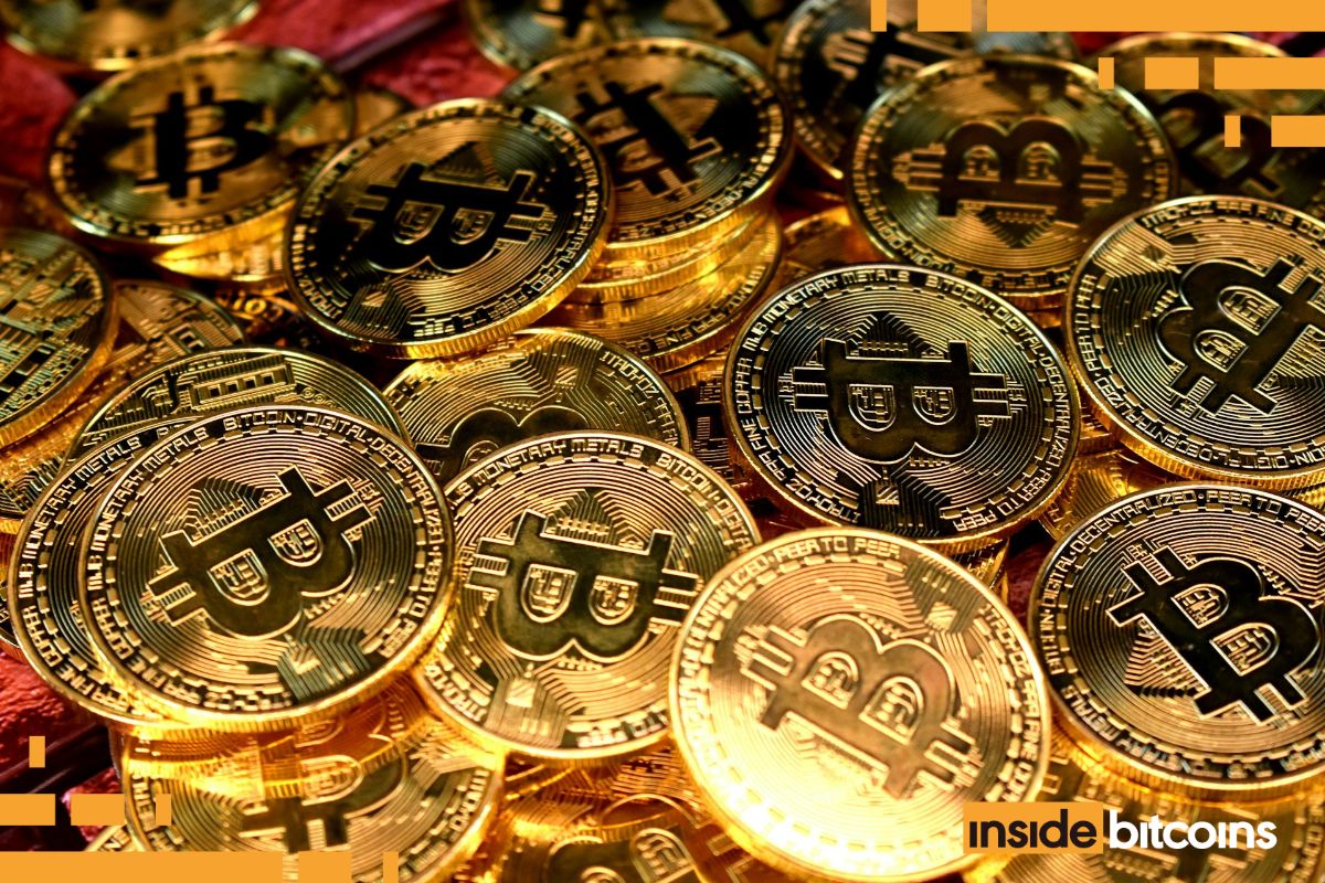 Bitcoin Price Prediction: As Trump-Owned American Bitcoin Secures $220M For Expansion, This ICO Giving Free BTC Offers Final Chance To Buy